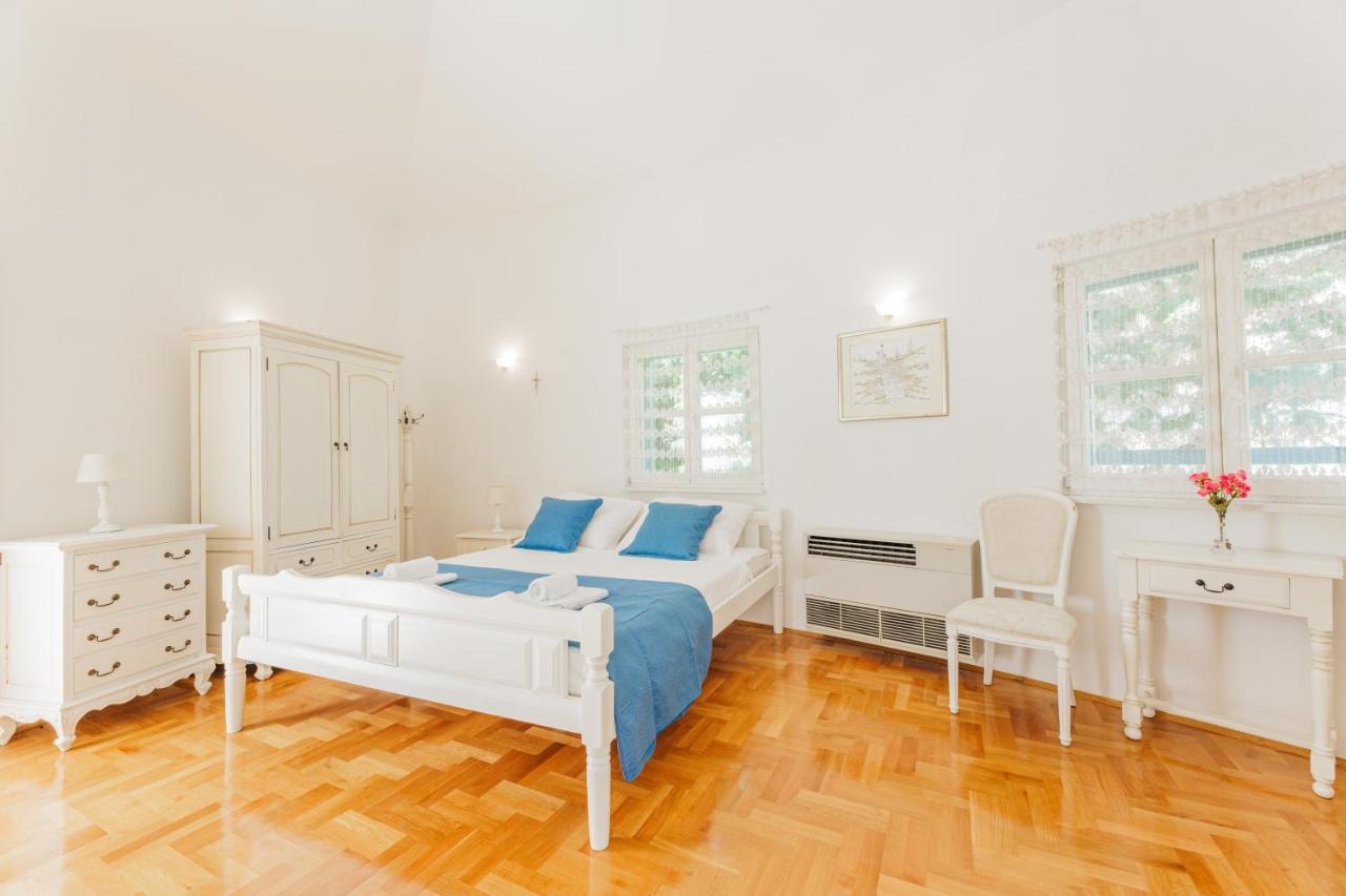 Villa Atrium Makarska Exterior photo